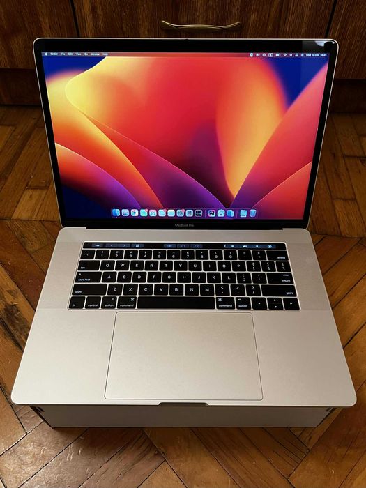 Macbook Pro 15 2017, i7, 16gb ram, 512gb