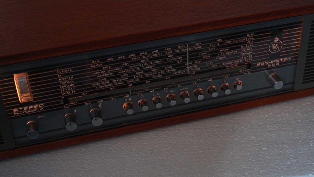 Radioamplificator Beomaster 900(Bang&Olufsen).