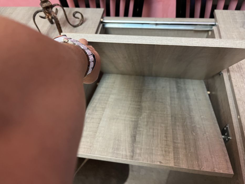 Голяма, трапезна, сива, разтегателна маса