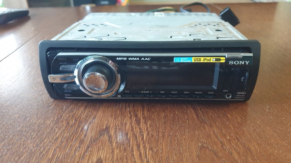 Авто плеър радио музика за кола Сони Sony CD MP-3 USB AUX