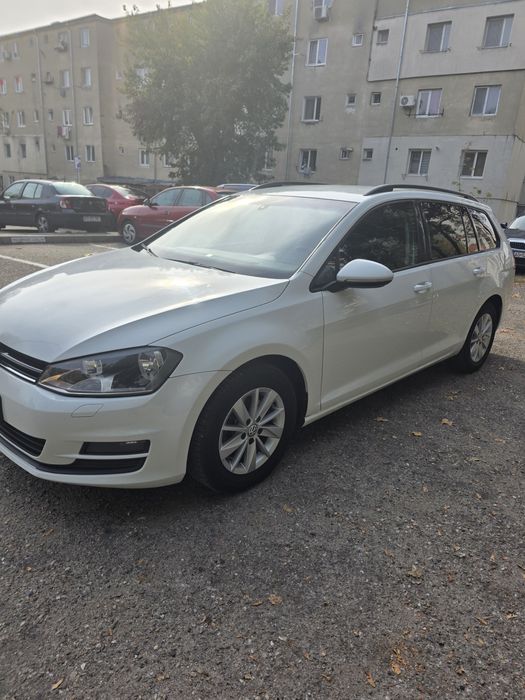 vînd/ schimb golf 7