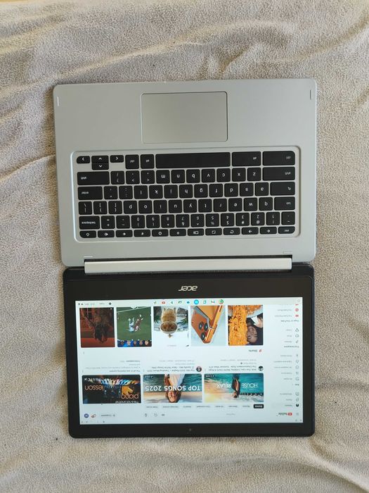 ChromeBook Acer , 13.3" FULL HD тъчскийн, 4 ядрен, 4GB рам, 32GB SSD.