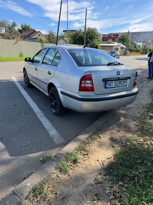 Vând Skoda octavia