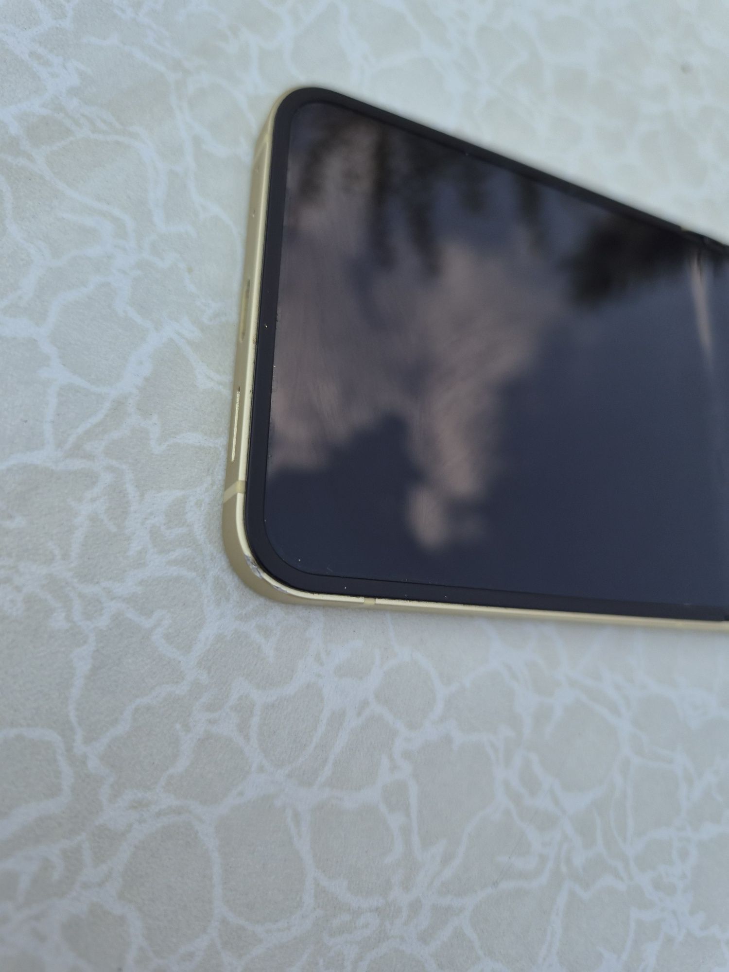 Samsung Galaxy Zflip 6 / 256GB
