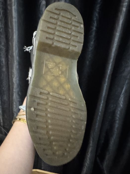 Vand bocanci Doctor Martens