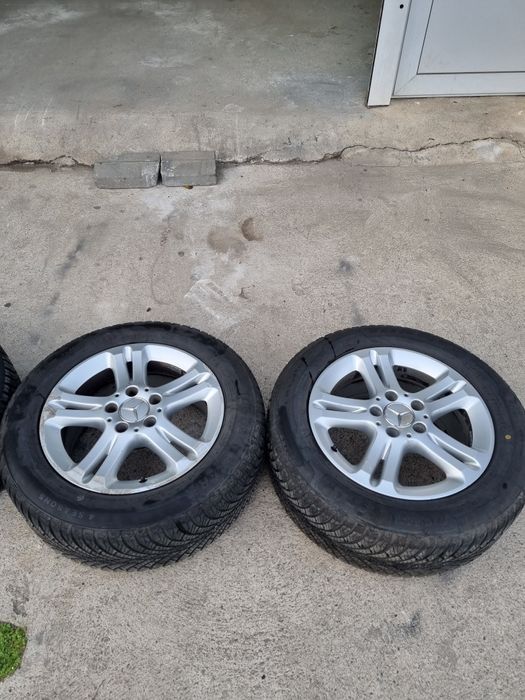 Оригинални джанти с гуми дот 2024година 225/55/16