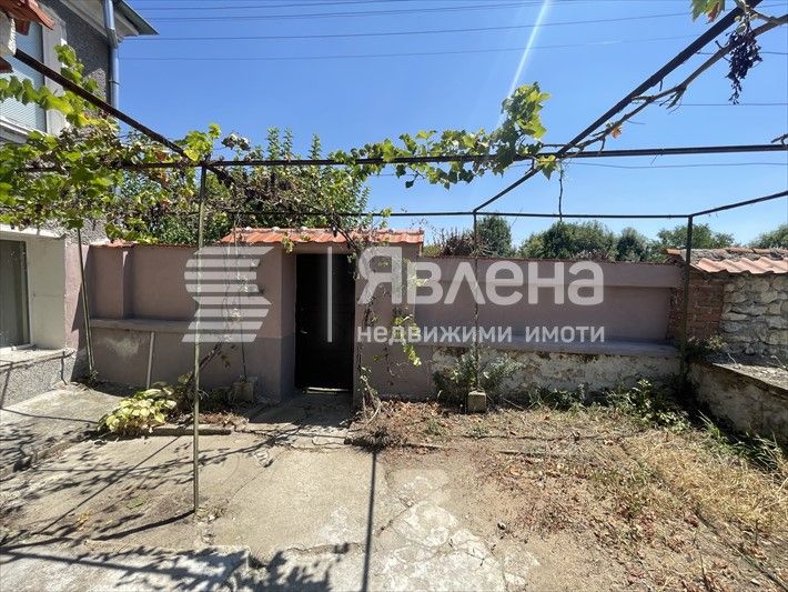 Къща в село Болярино