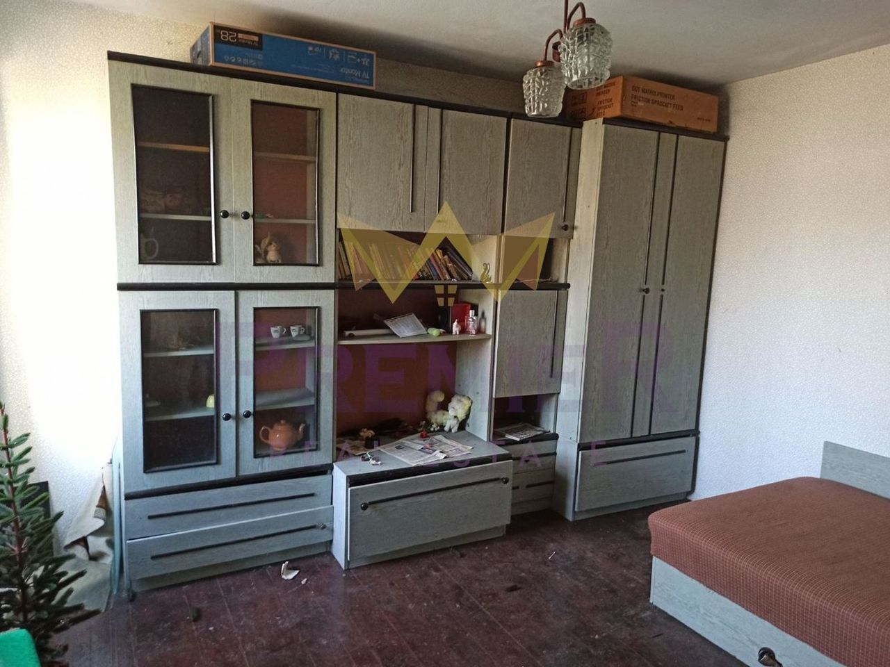 Продава се Къща в Тервел - 240 кв.м за 125 €/кв.м - Снимка #2