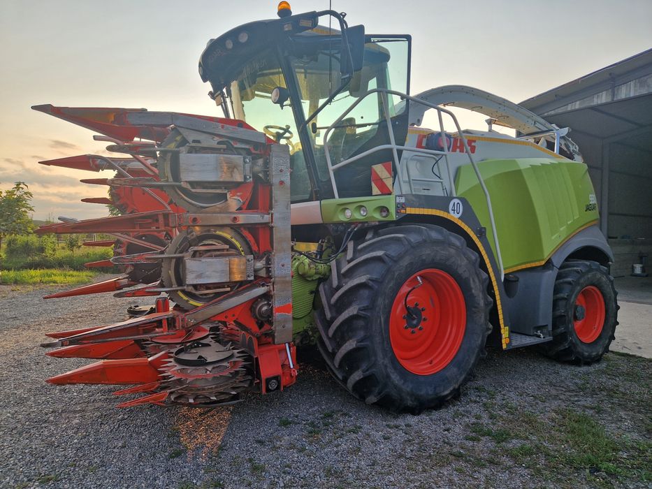 Tocator siloz Claas Jaguar .prestam si servici