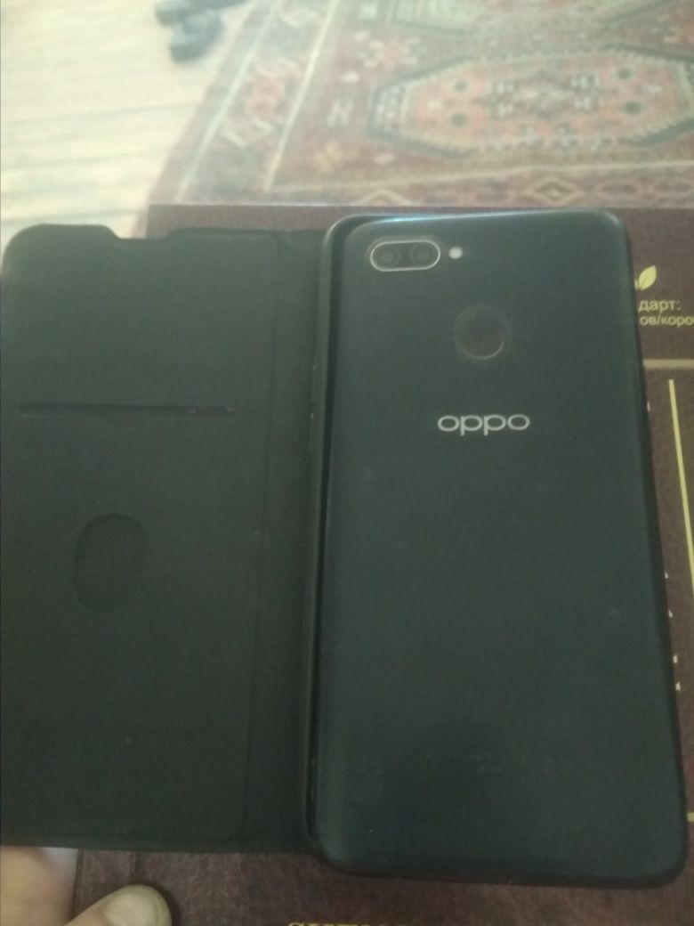 Телефон OPPO A 12