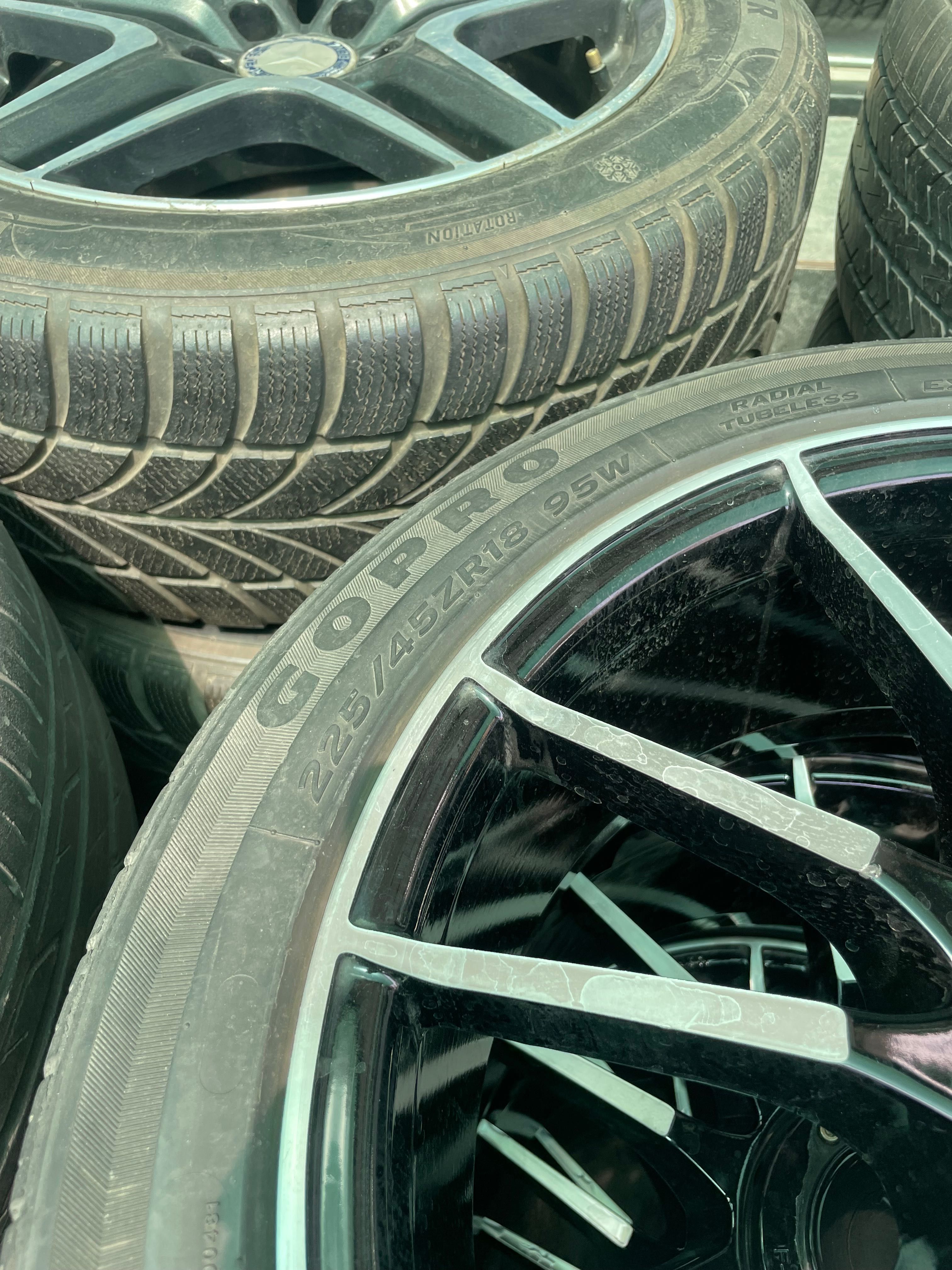 BU/U Qora Saka diska 18R 8J 4/100/114 Gopro Entro CS1 225/45R18