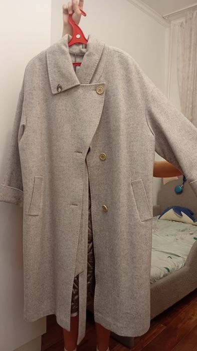 Продаётся пальто