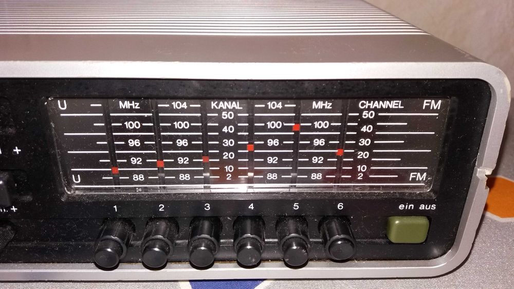Blaupunkt mega clock 4000
