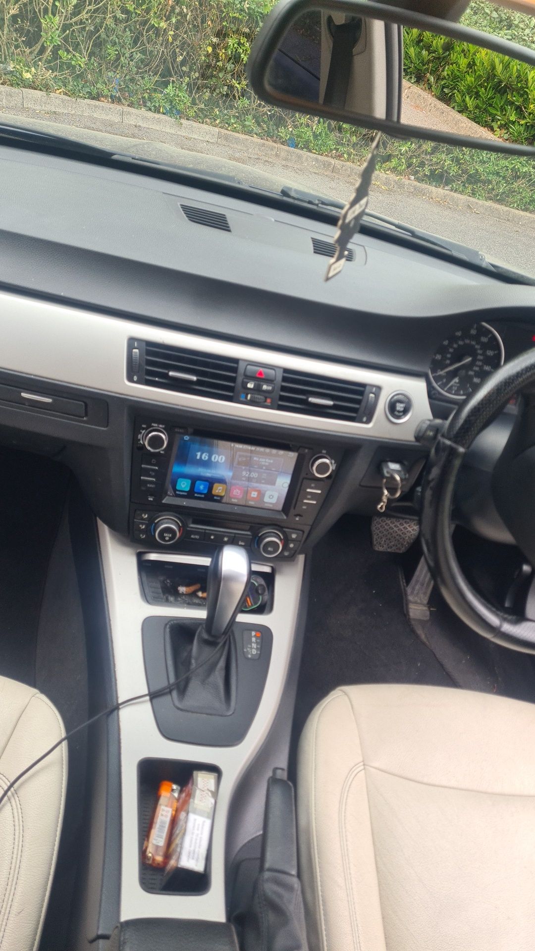 BMW seria 3 volan dreapta