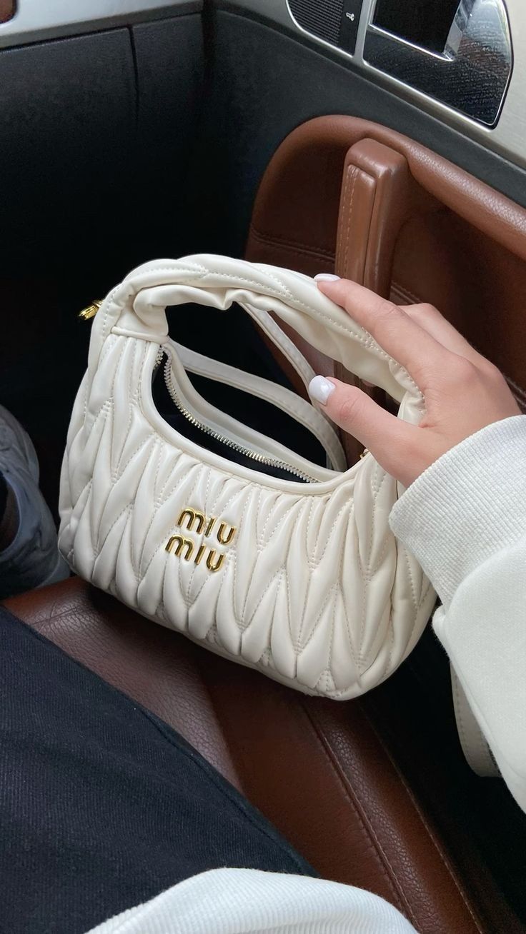 Сумка miu miu.Осталась последняя,девочки успейте приобрести!