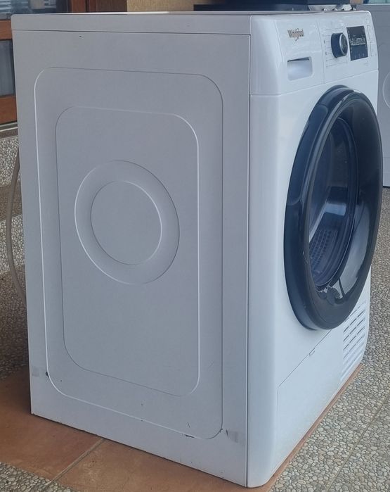 Uscator de rufe Whirlpool 9kg A+++