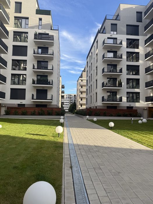 Închiriez Apartament 2 camere Arcadia Domenii central