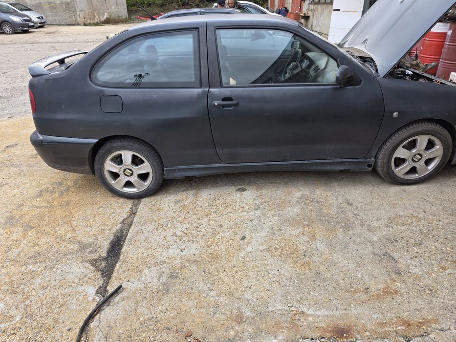 Seat Ibiza на части