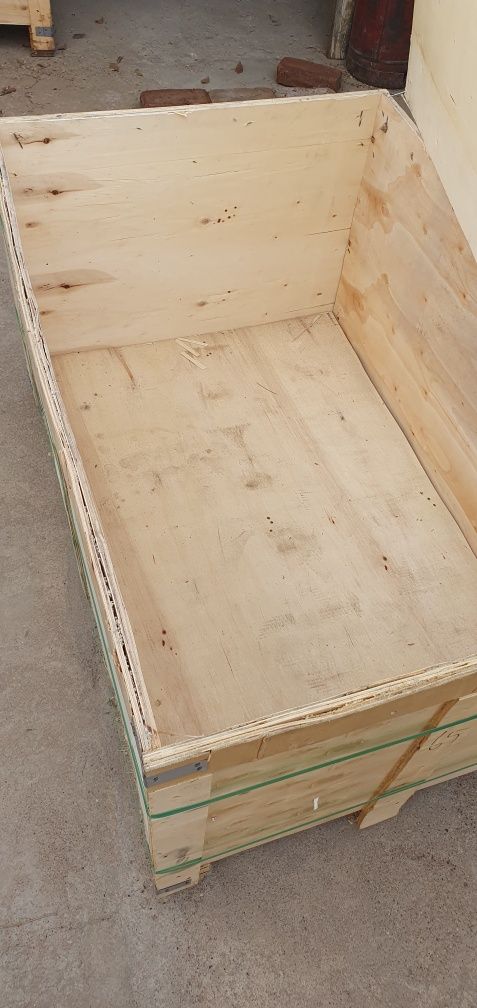 Ящик деревянный 123х82см