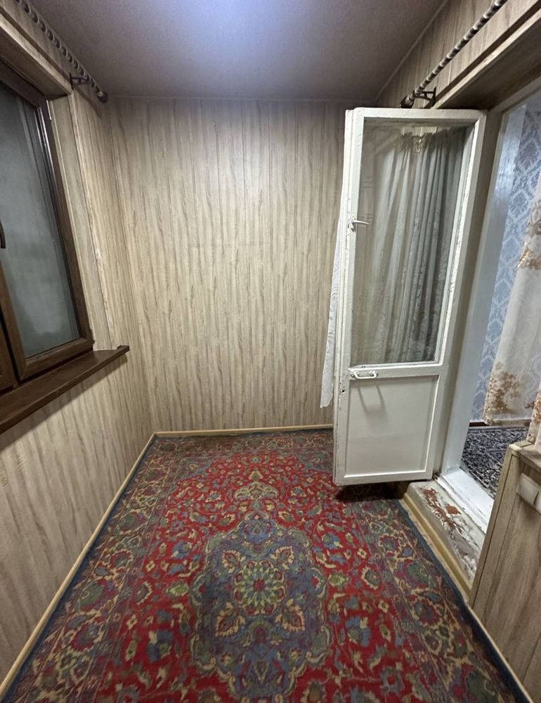 1/2/5 Буюк Ипак Йули 2х6 Балкон