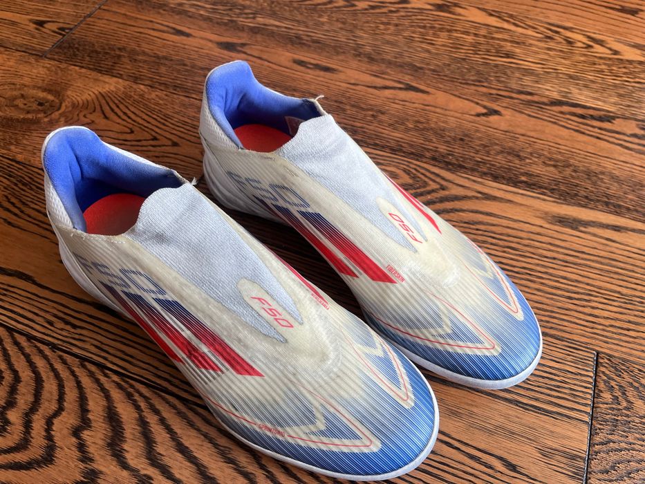 Футболни обувки Adidas