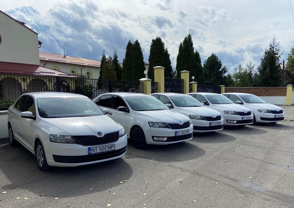 Cimpoesu rent a car - Inchirieri auto Roman