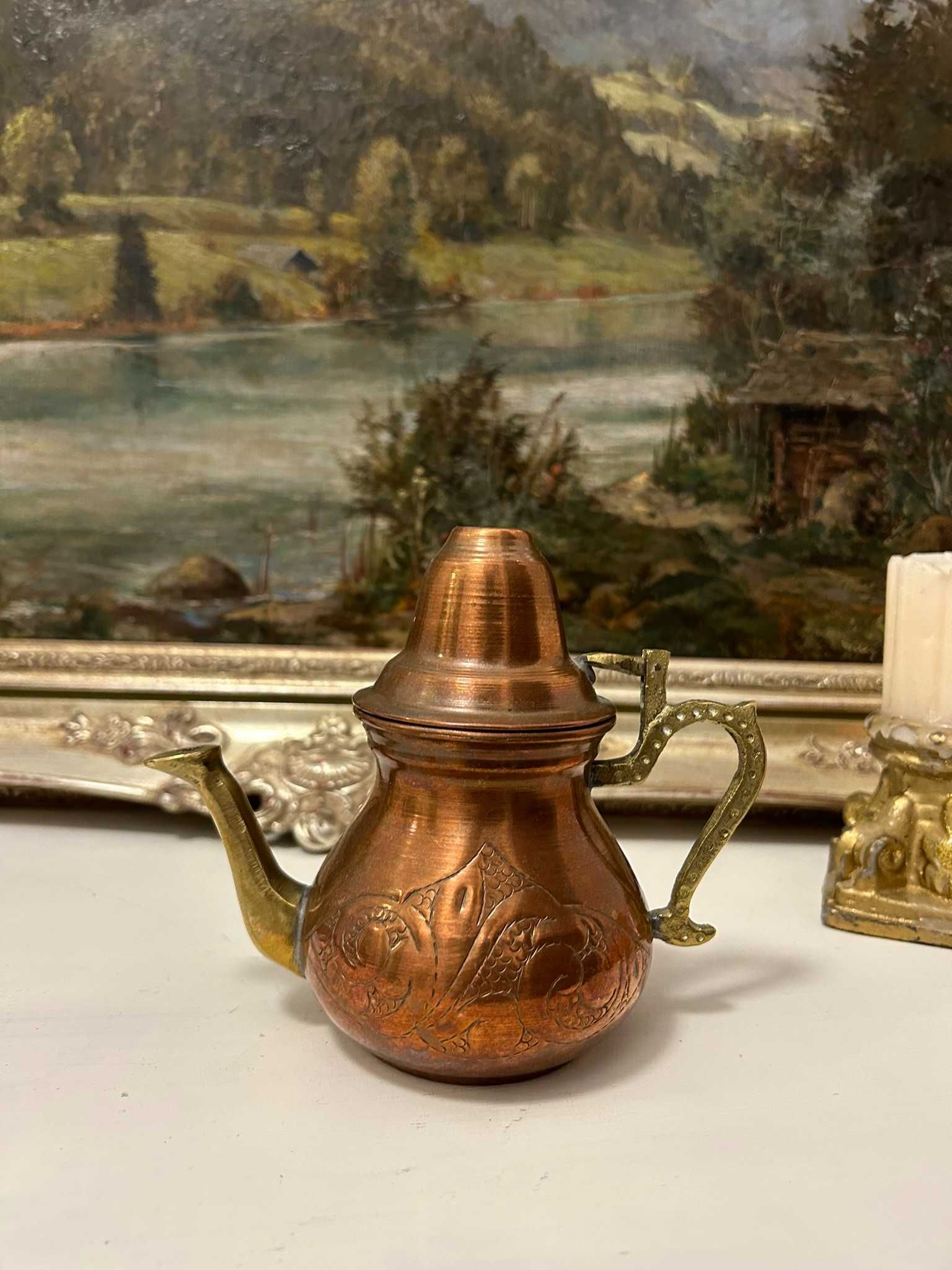 NO644 Superb ceainic alama si bronz 257g - 14hx16 cm deosebit