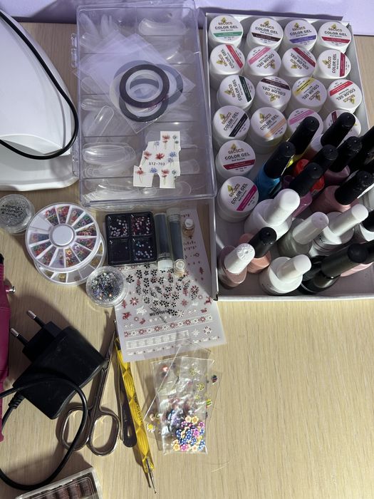 Set / Kit de manichiura