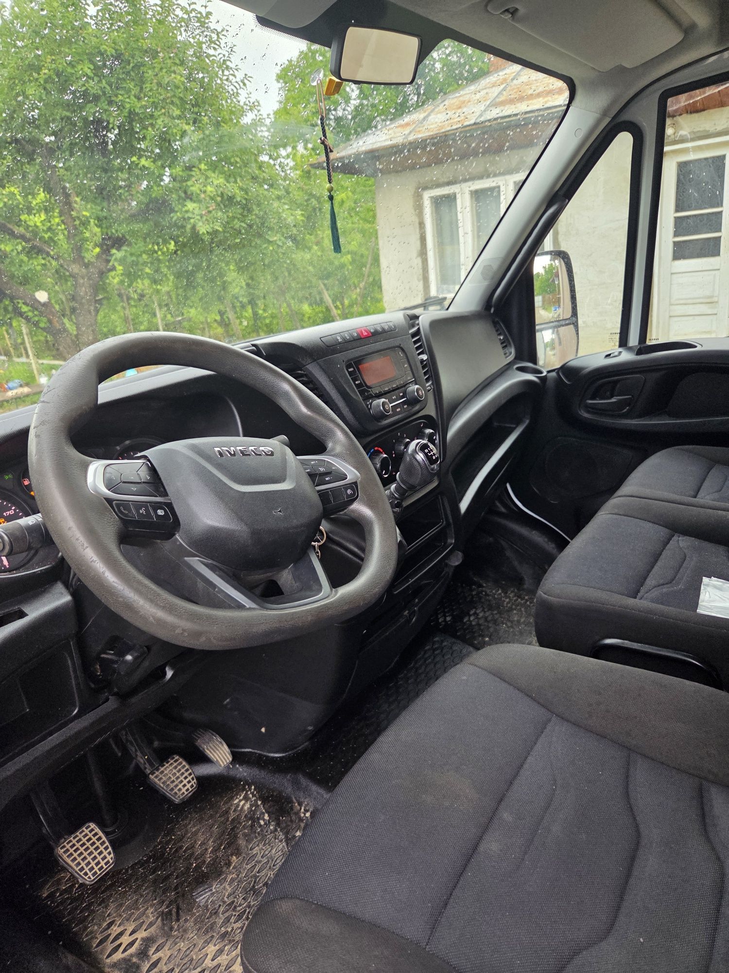 Iveco daily 35c16 cu prelată pe role