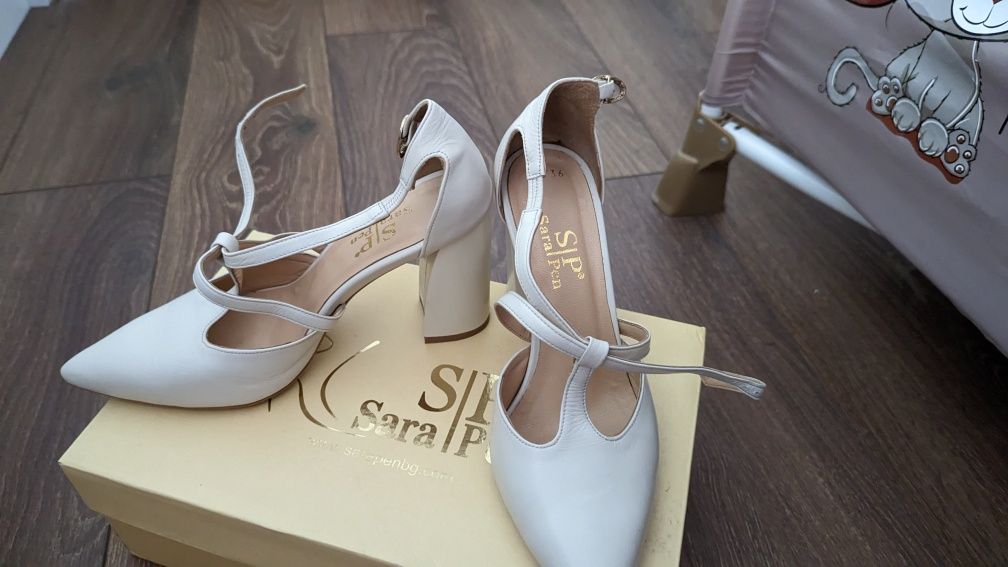Сватбени обувки Sara Pen