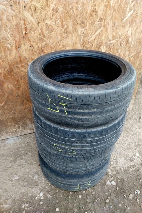 Cauciucuri R18 continental