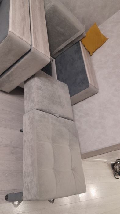 Срочно продам диваны 3,2,1