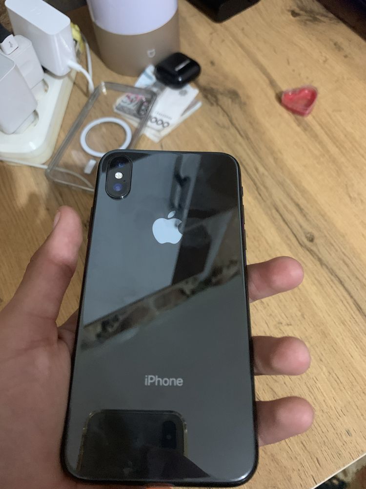 iPhone X 64 Gb sotiladi holati alo