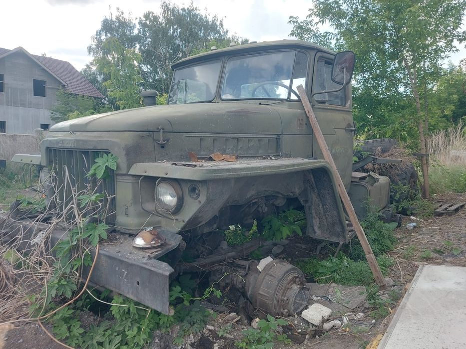 Продам УРАЛ на запчасти