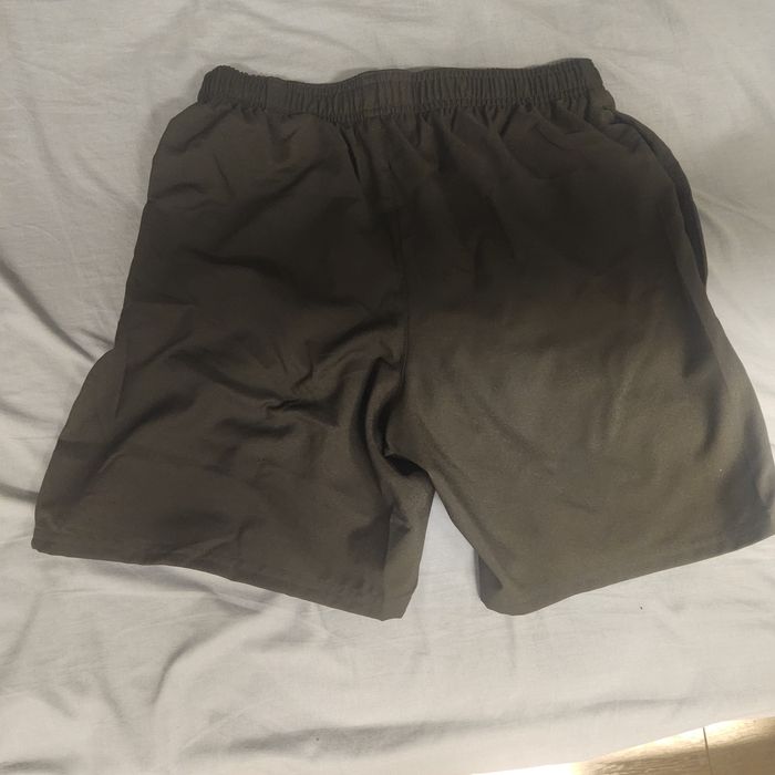 Призрак къси гащи