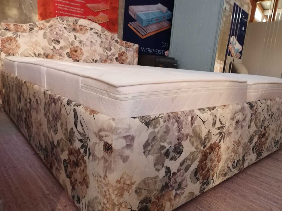 Два спални комплекта