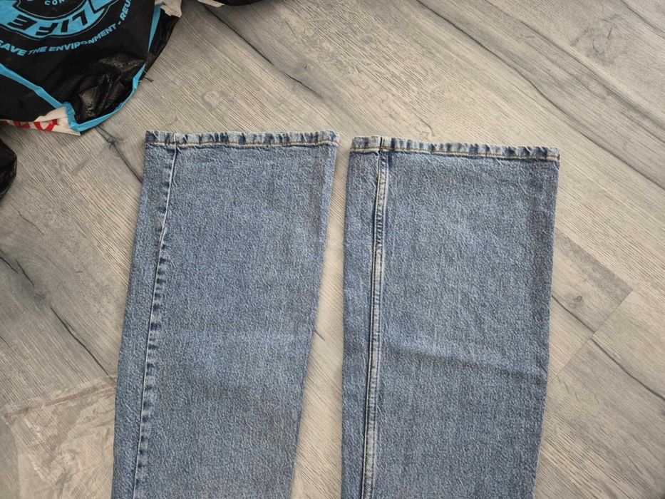 Blugi dama noi evazați xs