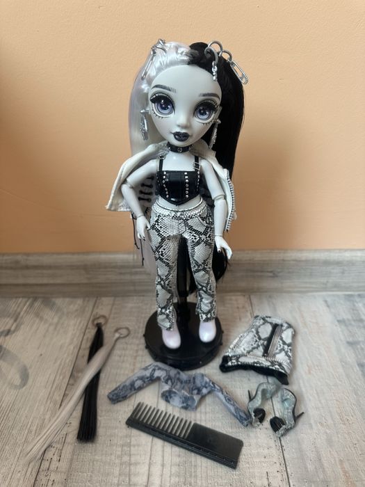 Кукли Rainbow High/ Shadow High