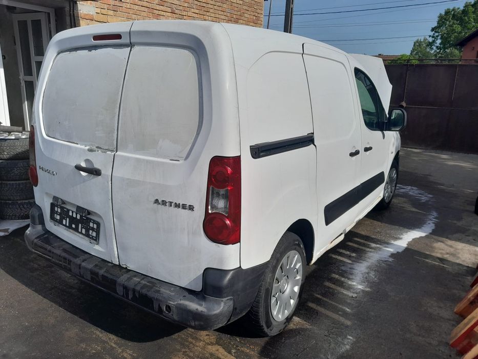 Stop stanga/dreapta Peugeot Partner an 2007-2013