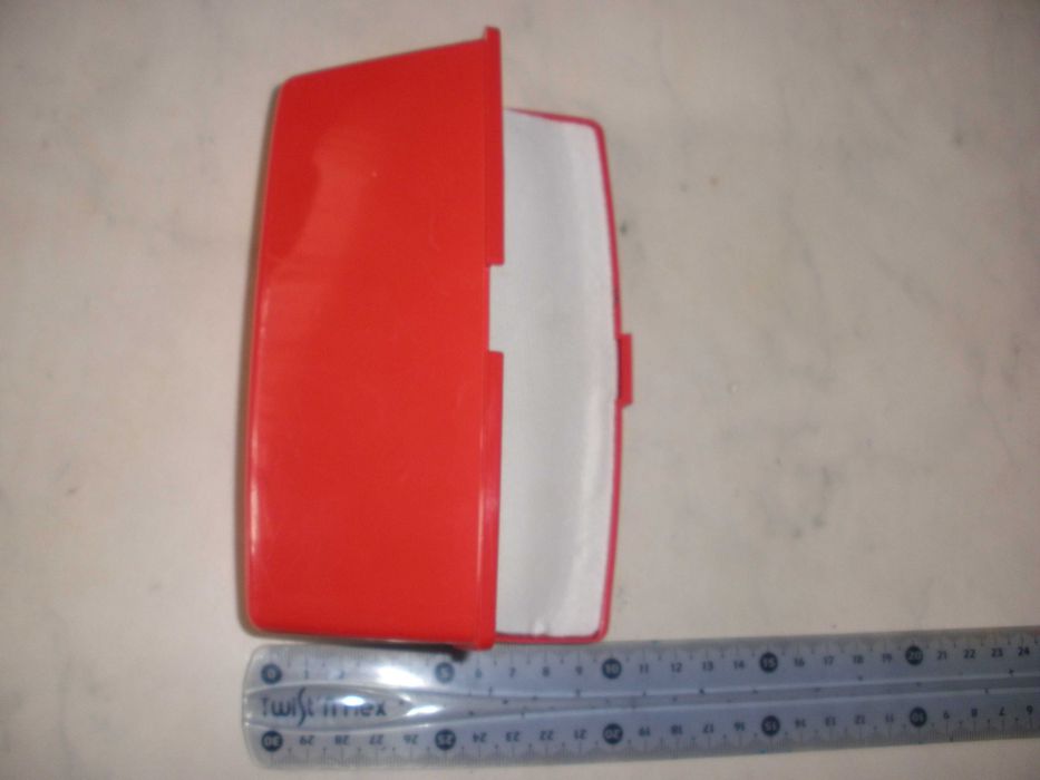 Слънчеви очила - Фере - FERRE, Калъф за очила Lacoste -НОВИ