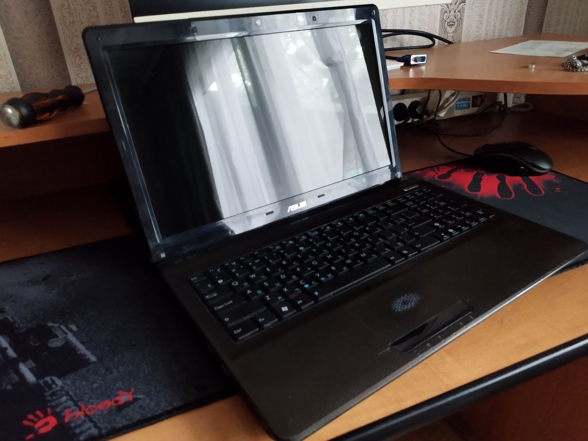 Ноутбук core i3  SSD 256 gb