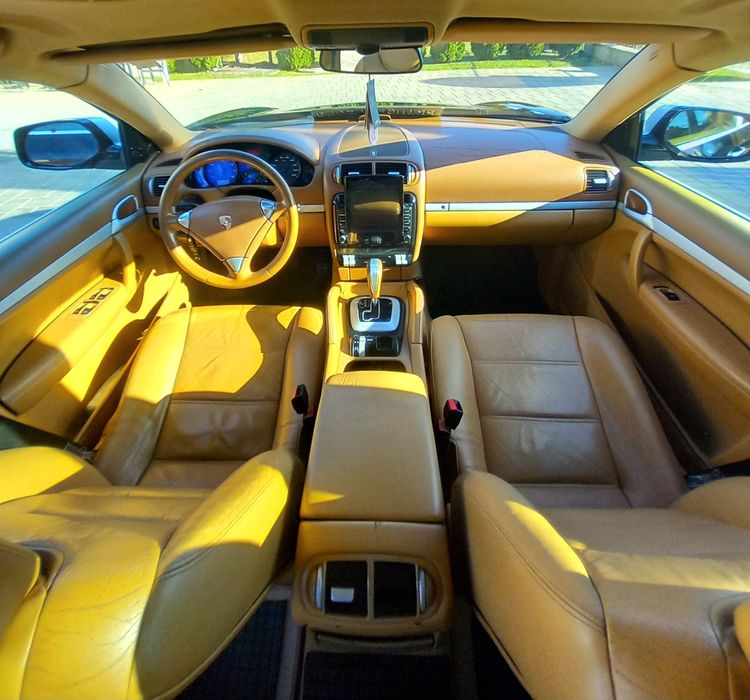 Porsche cayenne 2008