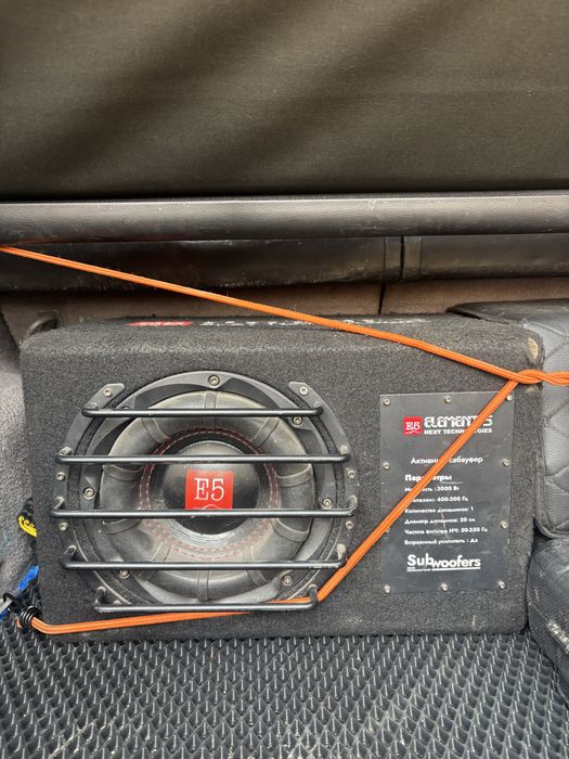 Продам сабвуфер
