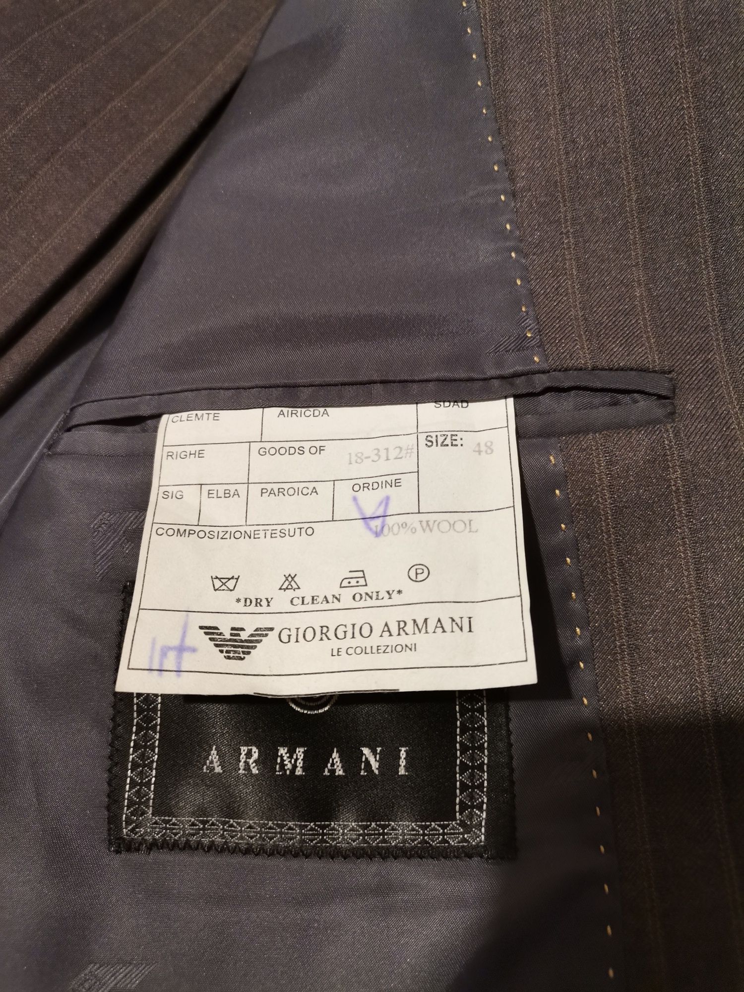 Costum Armani mărimea 48 regular