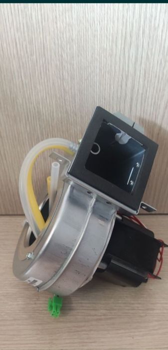 Продам плату вентилятор на Навиен айс бу насос бу вентилятор бу 2 фишк