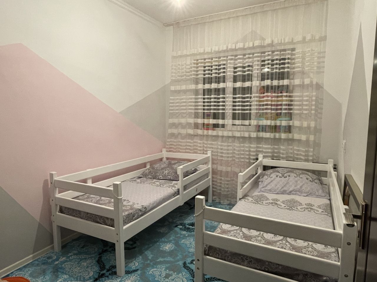 Юнусабад Сампи 3/4/4 балкон 2х6 Срочная продажа