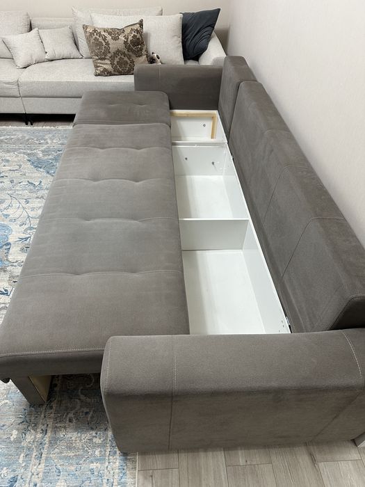 Продам Диван, темно серого цвета, в отличном состояний