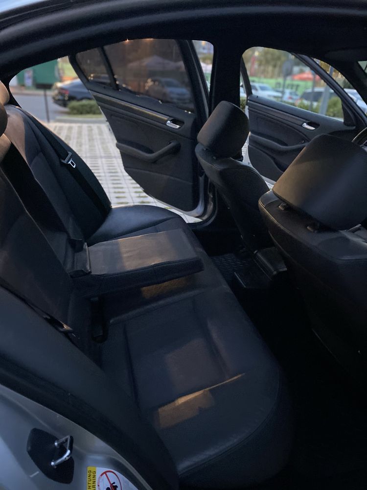 BMW 330 xi E45 facelift