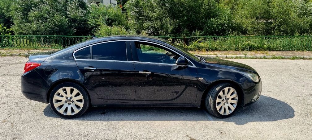Опел инсигния opel insignia 2.0 dcti
