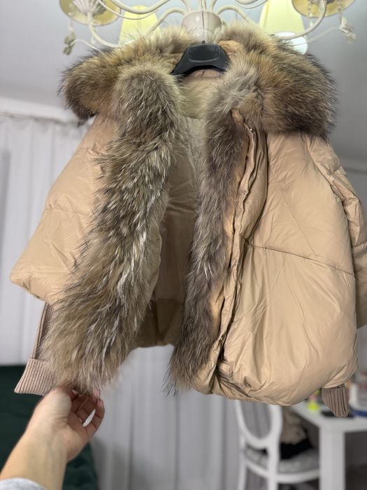 Geaca cu umplutura puf de gasca si blana naturala